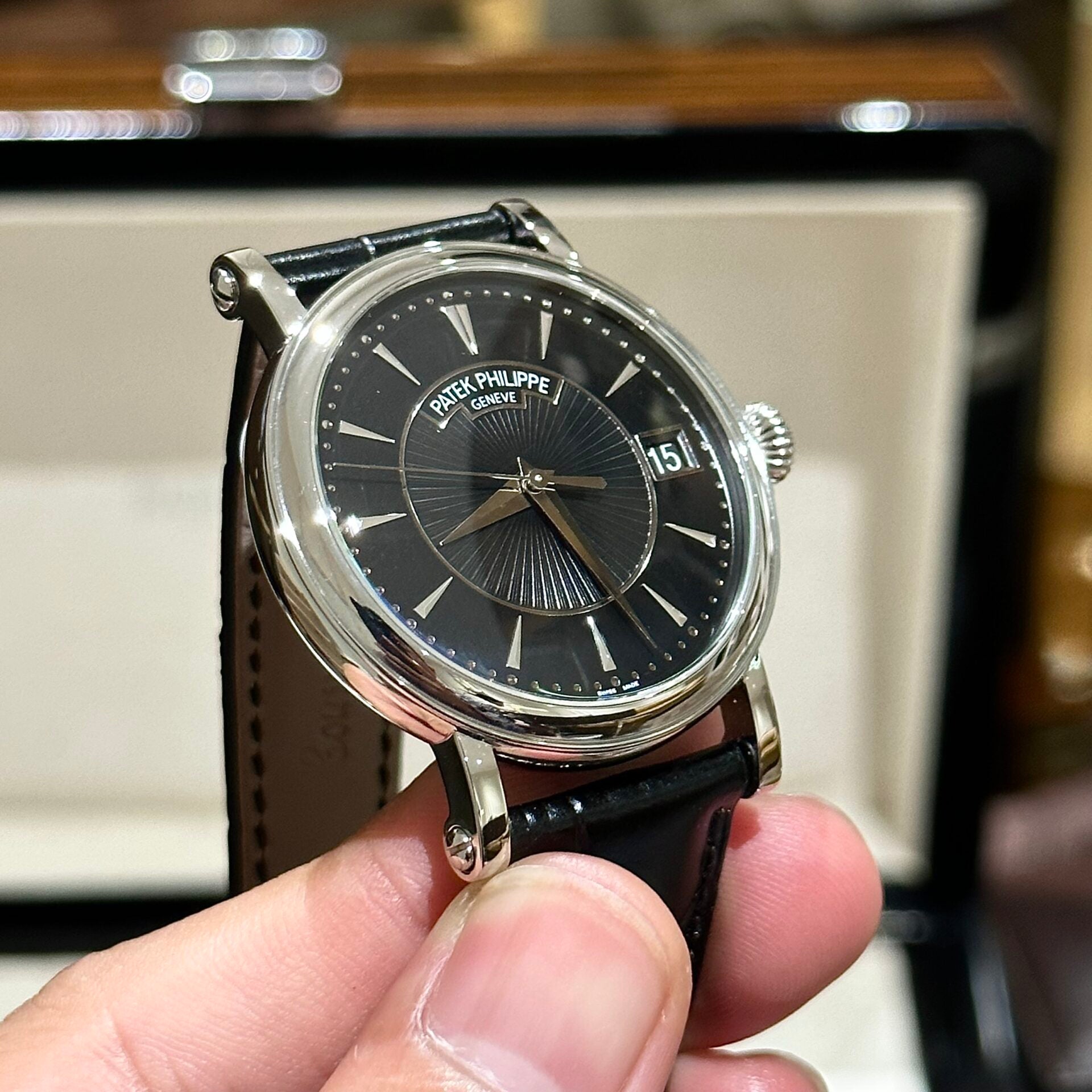 Patek Philippe Calatrava 5153 Watch Black 38mm - Image 3