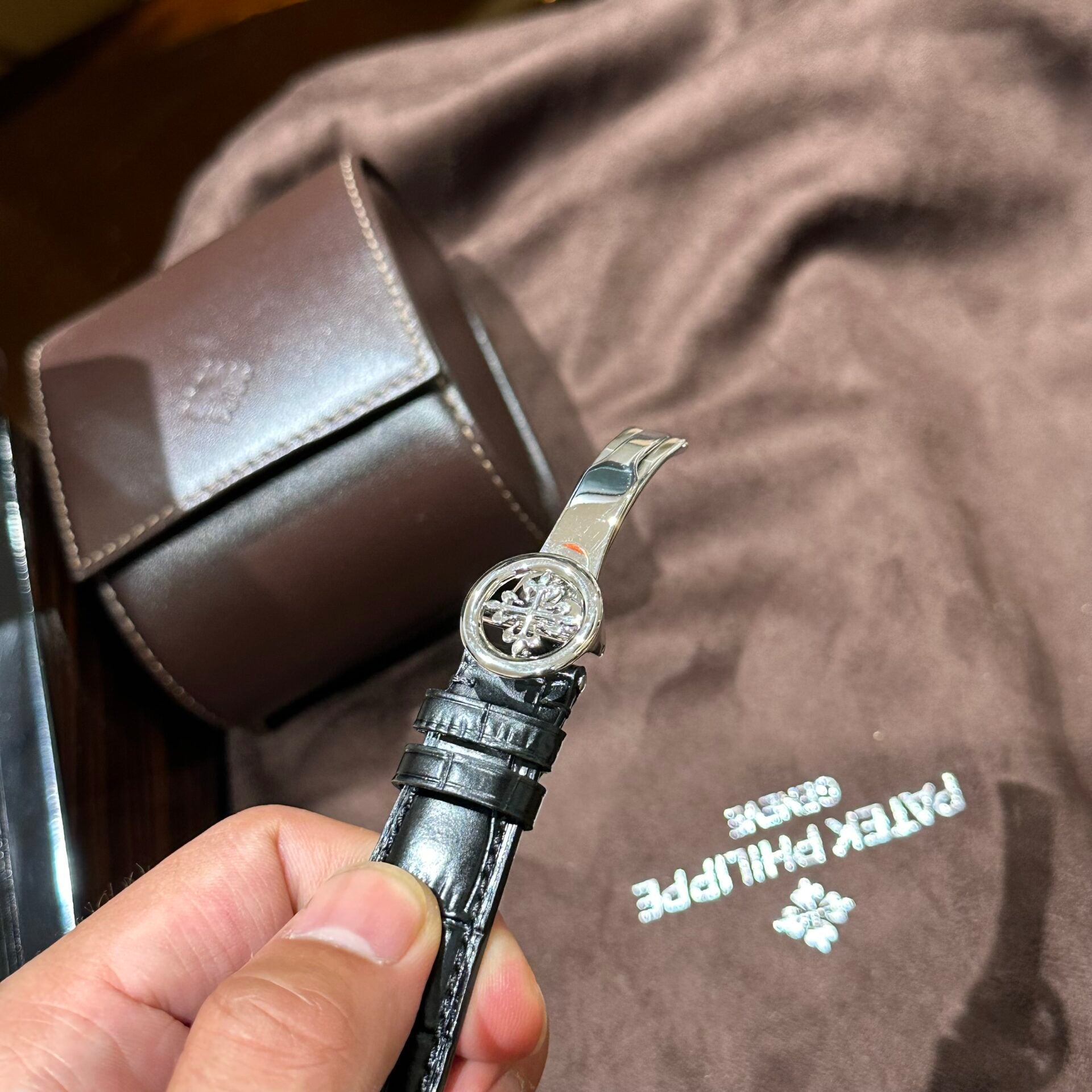 Patek Philippe Calatrava 5153 Watch Black 38mm - Image 5