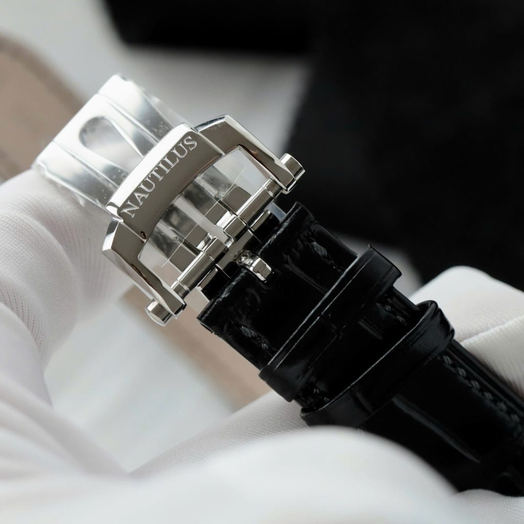Đồng Hồ Patek Philippe Chế Tác Nautilus 5724 Mặt Xám Dây Da Nhà Máy PPF 40mm (2)