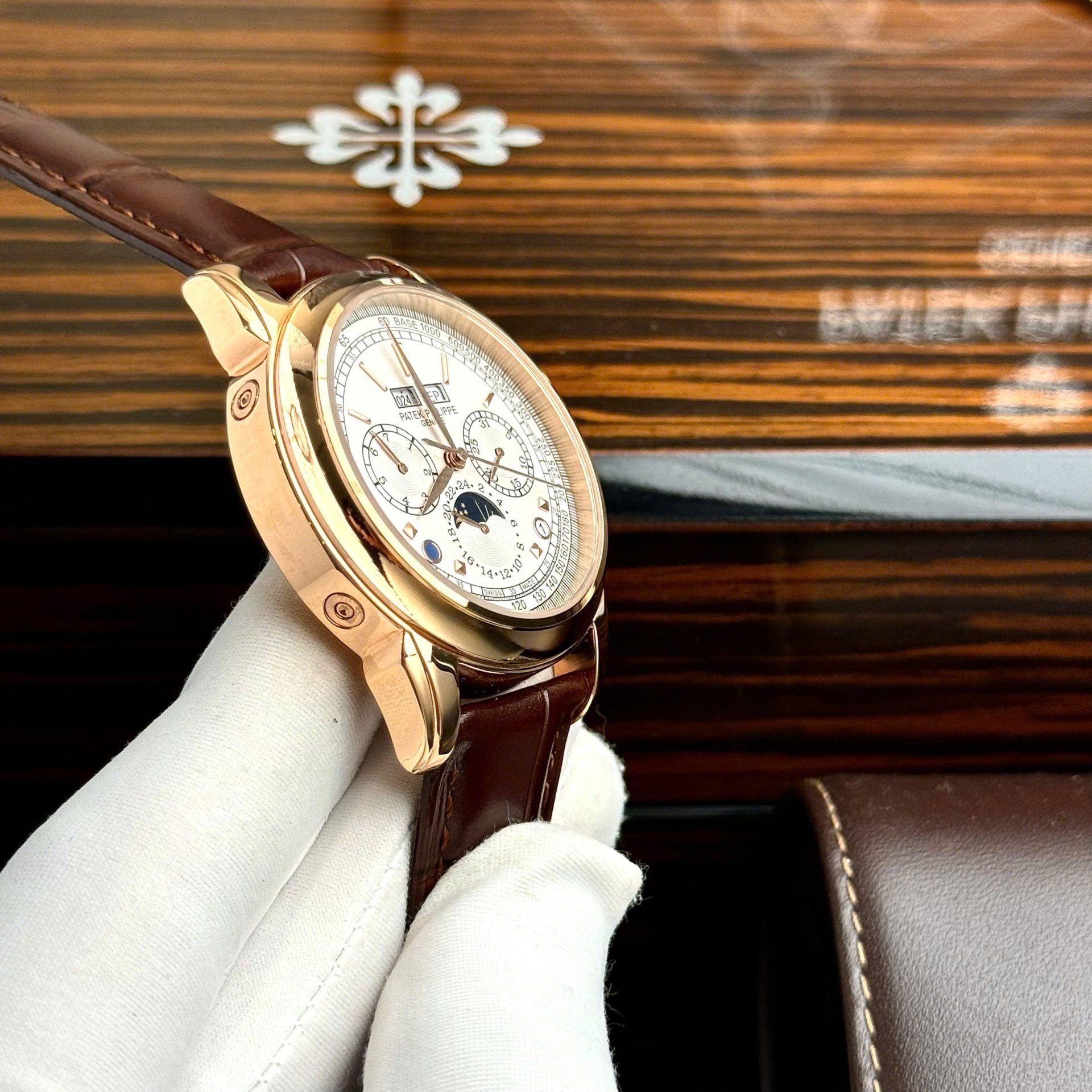 Patek Philippe Grand Complications 5270 Watch White Dial Leather Strap 41mm - Image 5
