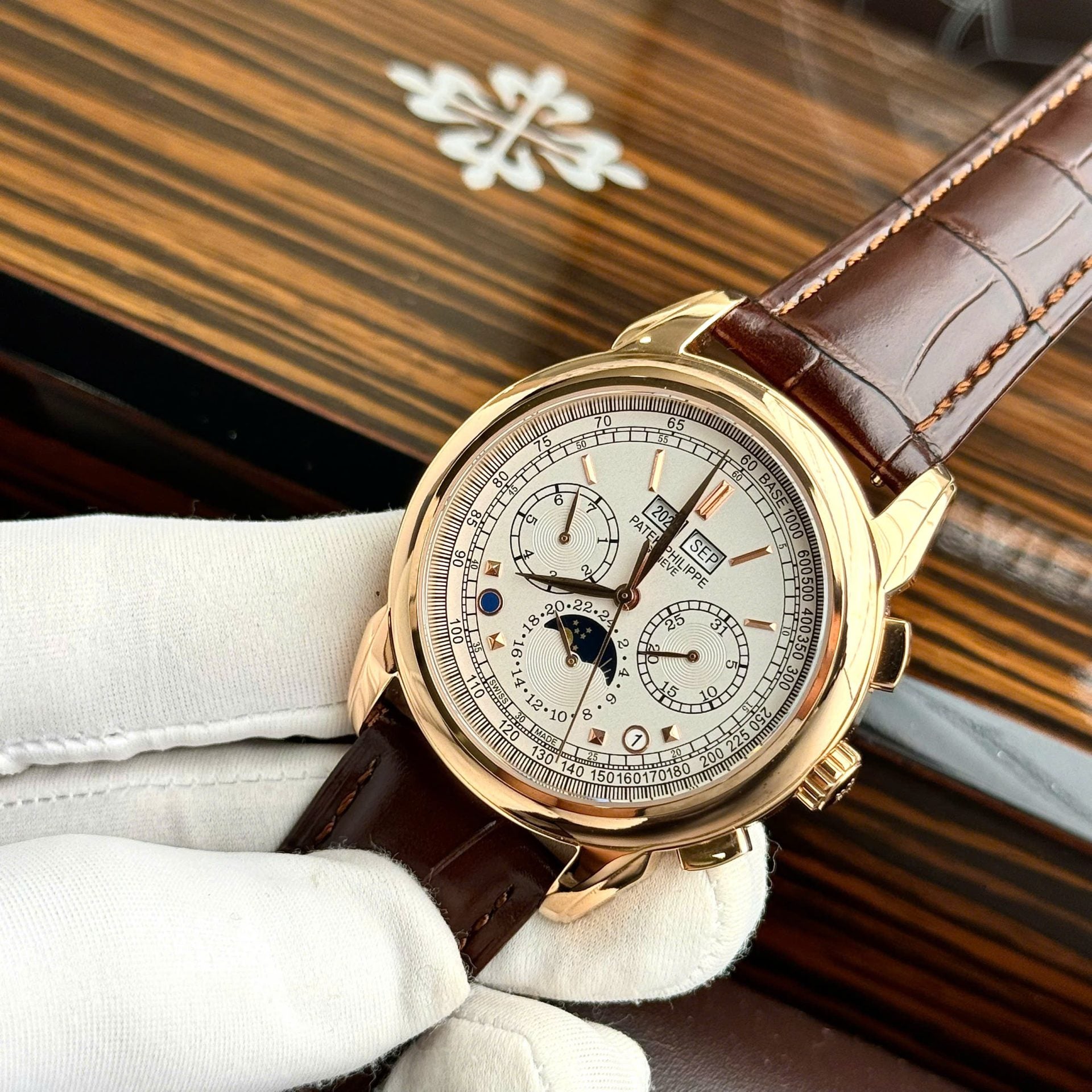 Patek Philippe Grand Complications 5270 Watch White Dial Leather Strap 41mm - Image 3