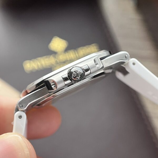 Patek Philippe Nautilus 5711 Watch White Rubber Strap 40mm - Image 5