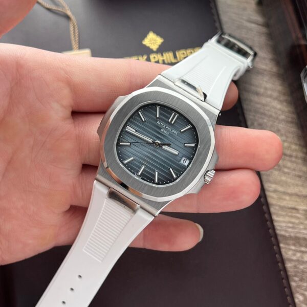 Patek Philippe Nautilus 5711 Watch White Rubber Strap 40mm - Image 3