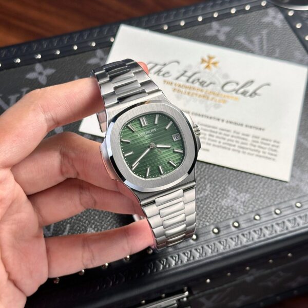 Patek Philippe Nautilus 5711 Green Dial Watch 40mm - Image 2