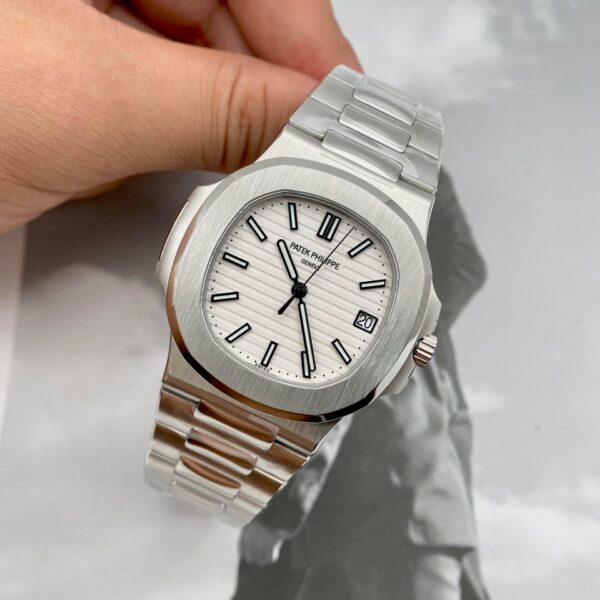 Patek Philippe Nautilus 5711 White Dial Watch 40mm - Image 3