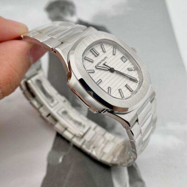Patek Philippe Nautilus 5711 White Dial Watch 40mm - Image 4