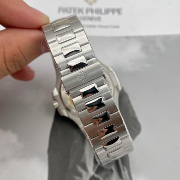 Patek Philippe Nautilus 5711 White Dial Watch 40mm - Image 7