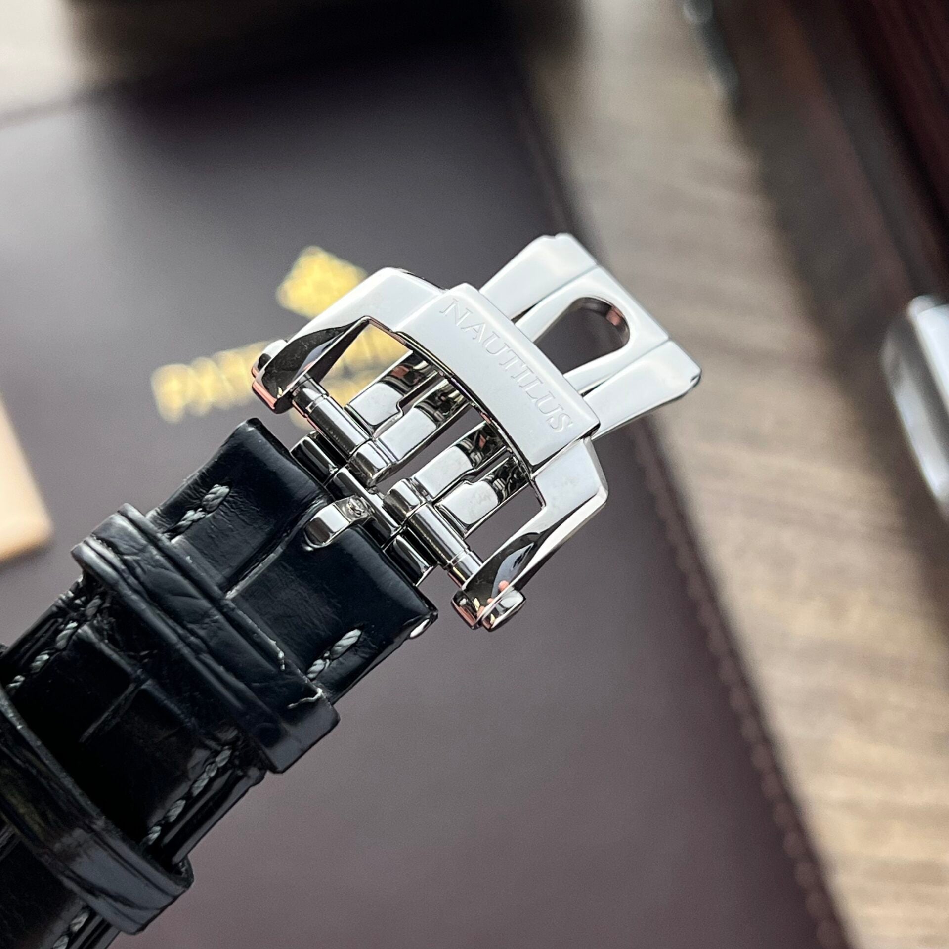 Patek Philippe Nautilus 5711 Watch Gray Dial 40mm - Image 7