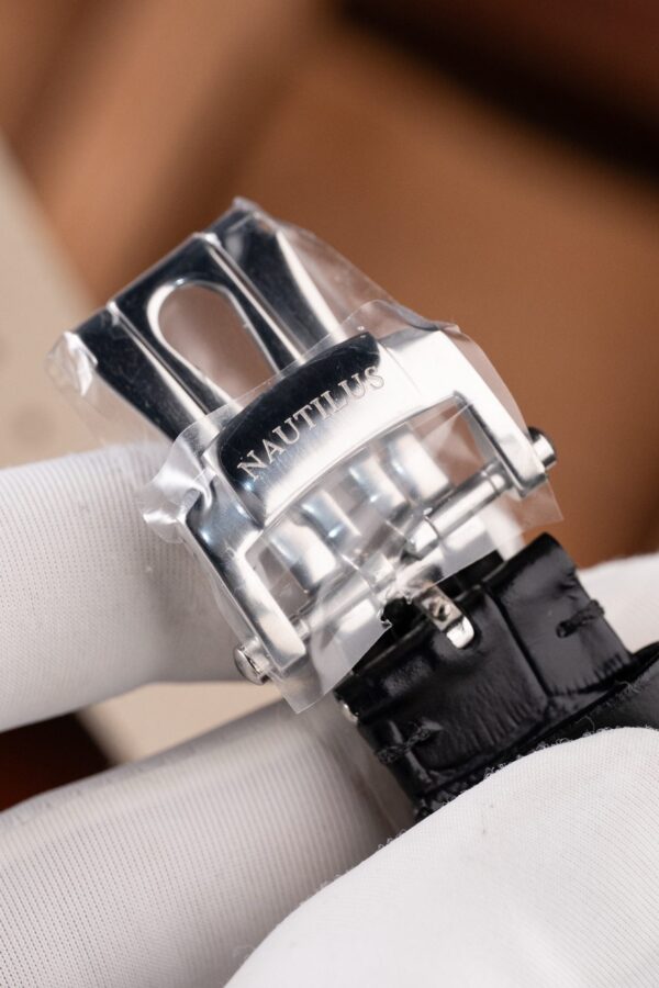 Patek Philippe Nautilus 5711 Watch Gray Dial Leather Strap 40mm - Image 13