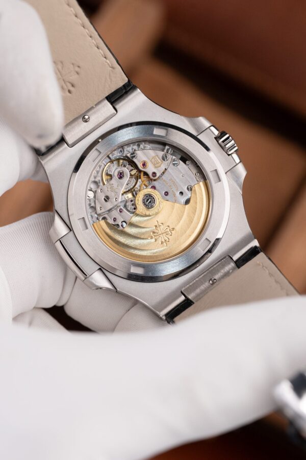 Patek Philippe Nautilus 5711 Watch Gray Dial Leather Strap 40mm - Image 9
