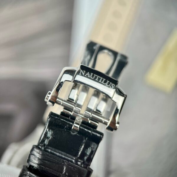 Patek Philippe Nautilus 5711 Watch Leather Strap Green Dial 40mm - Image 9