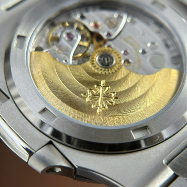 Patek Philippe Nautilus 5711 Full Options Green Dial Watch 40mm - Image 11