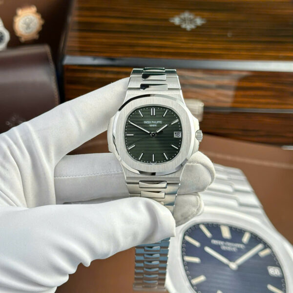 Patek Philippe Nautilus 5711 Full Options Green Dial Watch 40mm - Image 2