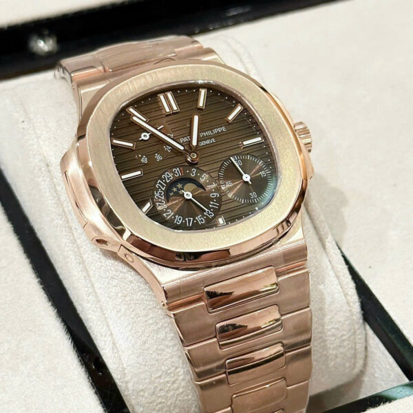 Patek Philippe Nautilus 5712 Gold Wrapped Chocolate Dial 40mm - Image 5