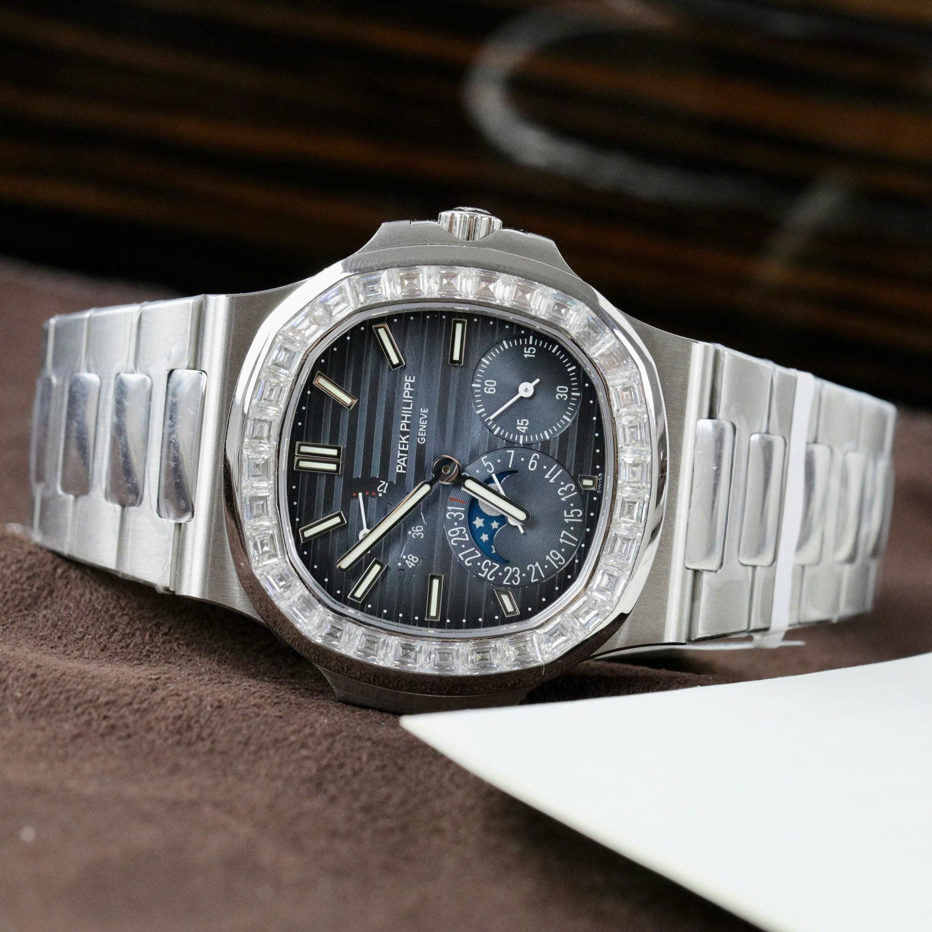 Patek Philippe Nautilus 5724G Dial Watch Diamonds Moissanite Baguette 40mm - Image 2