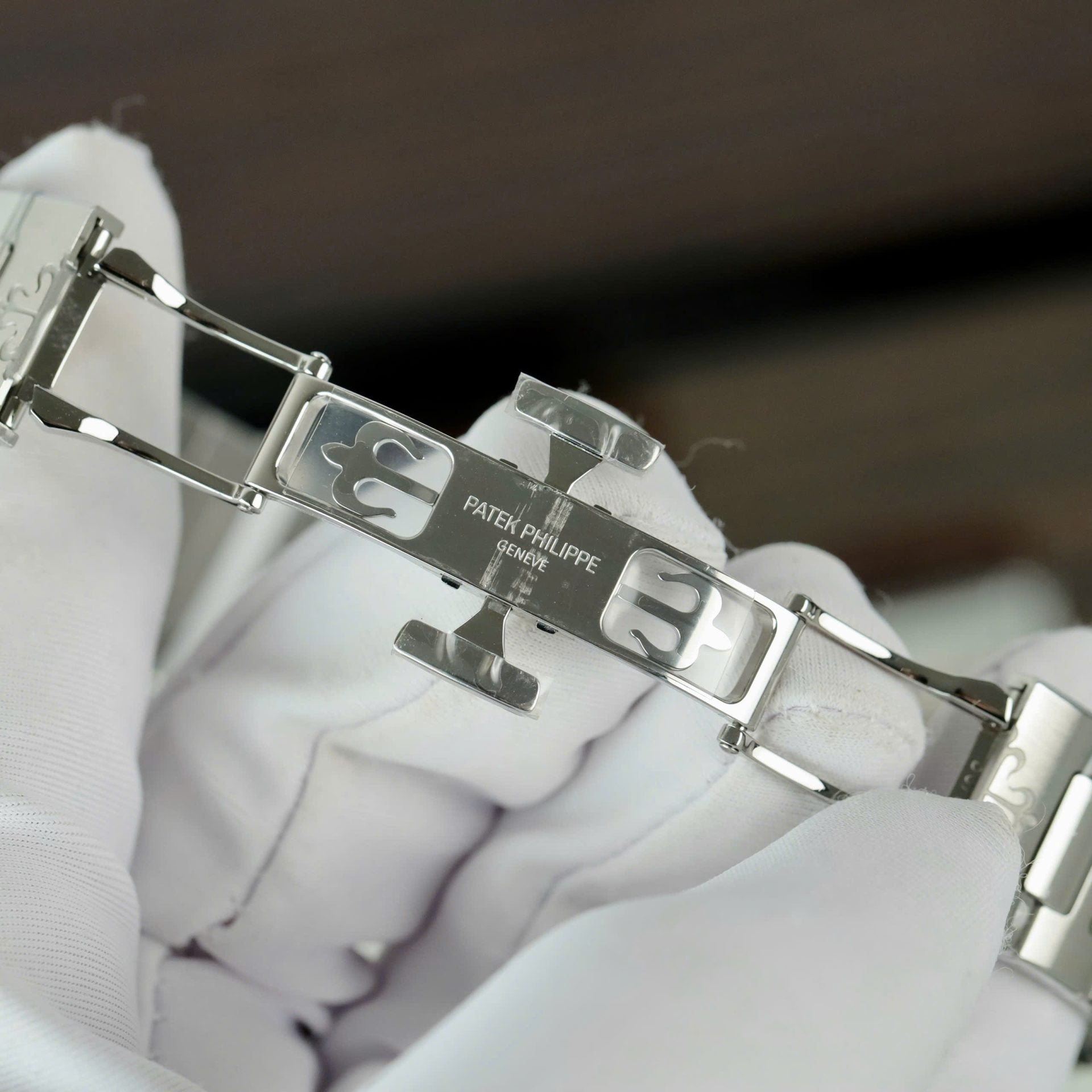 Patek Philippe Nautilus 7118 Watch Gray Dial Diamonds Moissante 35.2mm - Image 8