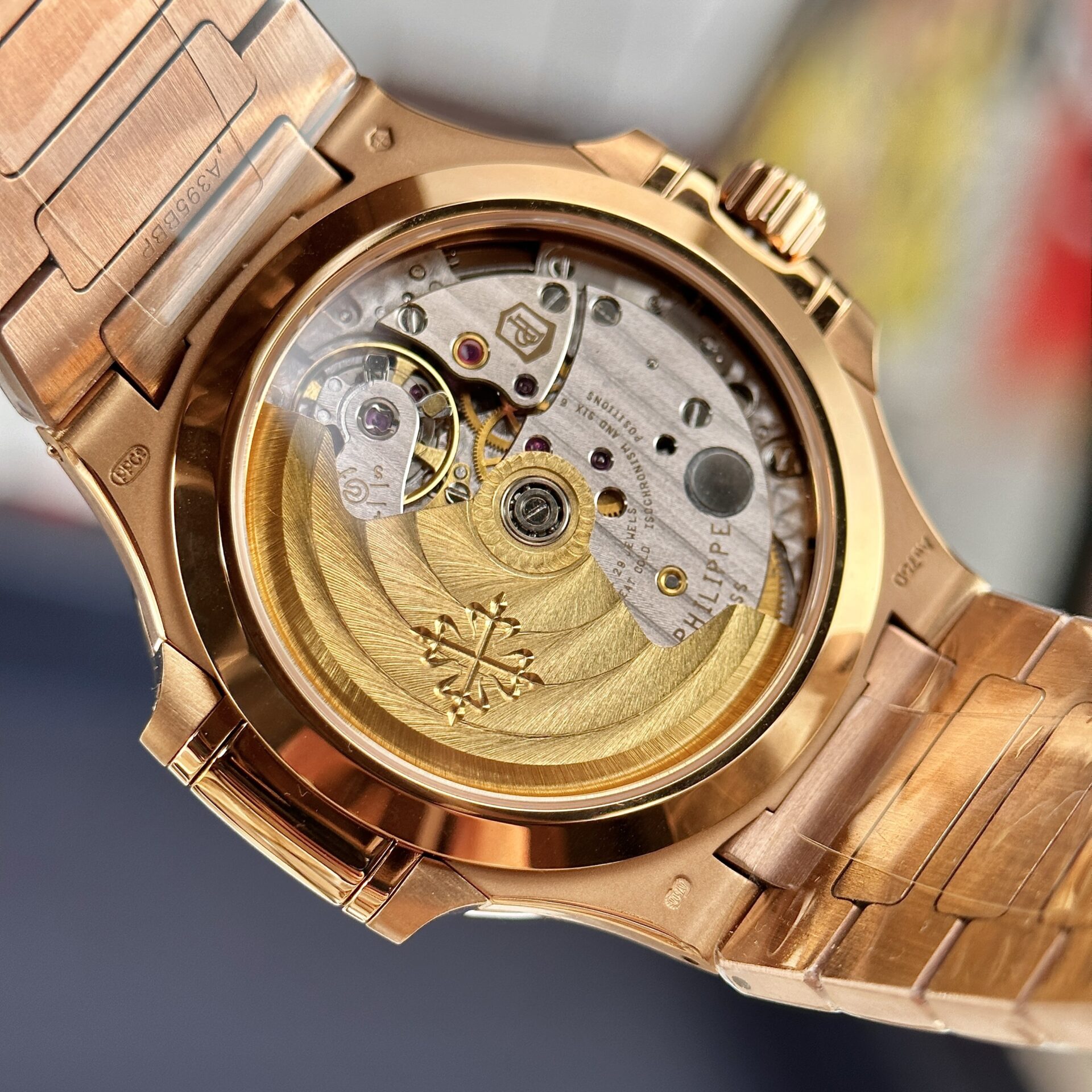 Patek Philippe Nautilus 7118 Watch Rose Gold 35.2mm - Image 8