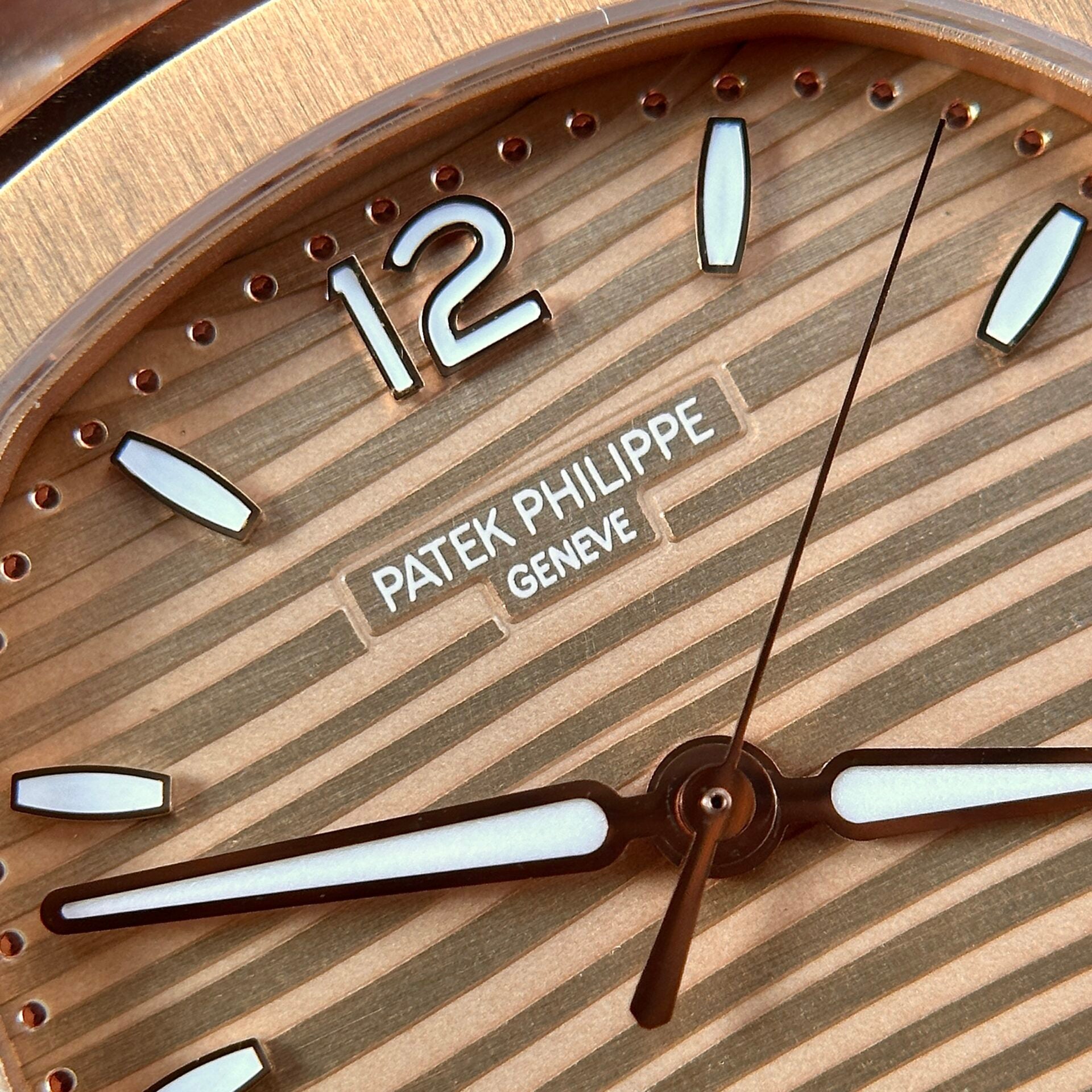 Patek Philippe Nautilus 7118 Watch Rose Gold 35.2mm - Image 4