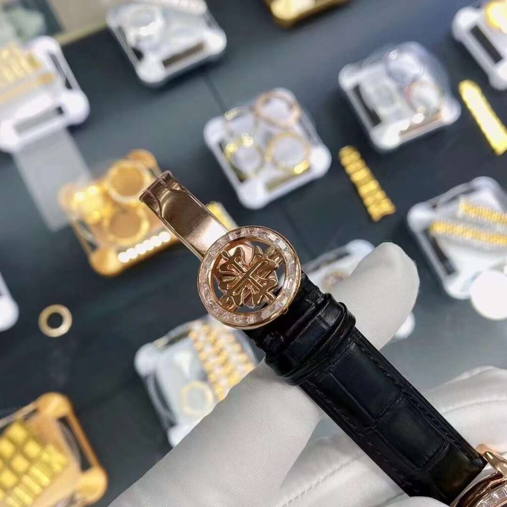 Đồng Hồ Patek Philippe Sky Moon Celestial 6104R Replica 11 40mm