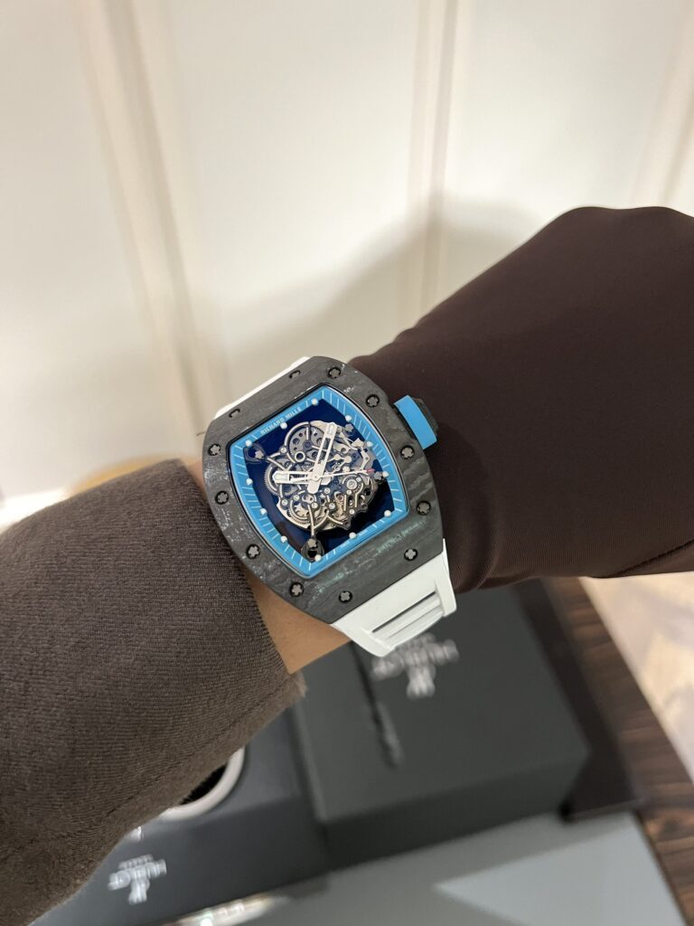 Đồng Hồ Richard Mille RM055 Full Carbon Replica 11 Màu Trắng 45mm (1)