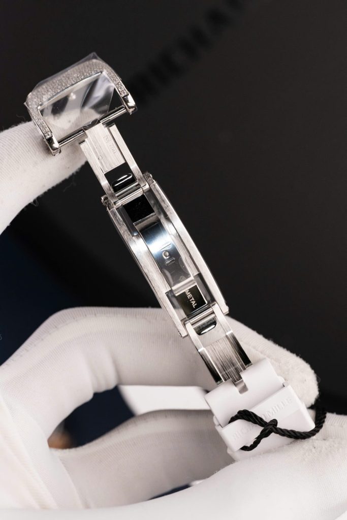 Đồng Hồ Richard Mille RM07-01 Rep Cao Cấp Nữ Màu Trắng Đính Đá Xưởng ZF 36mm (2)