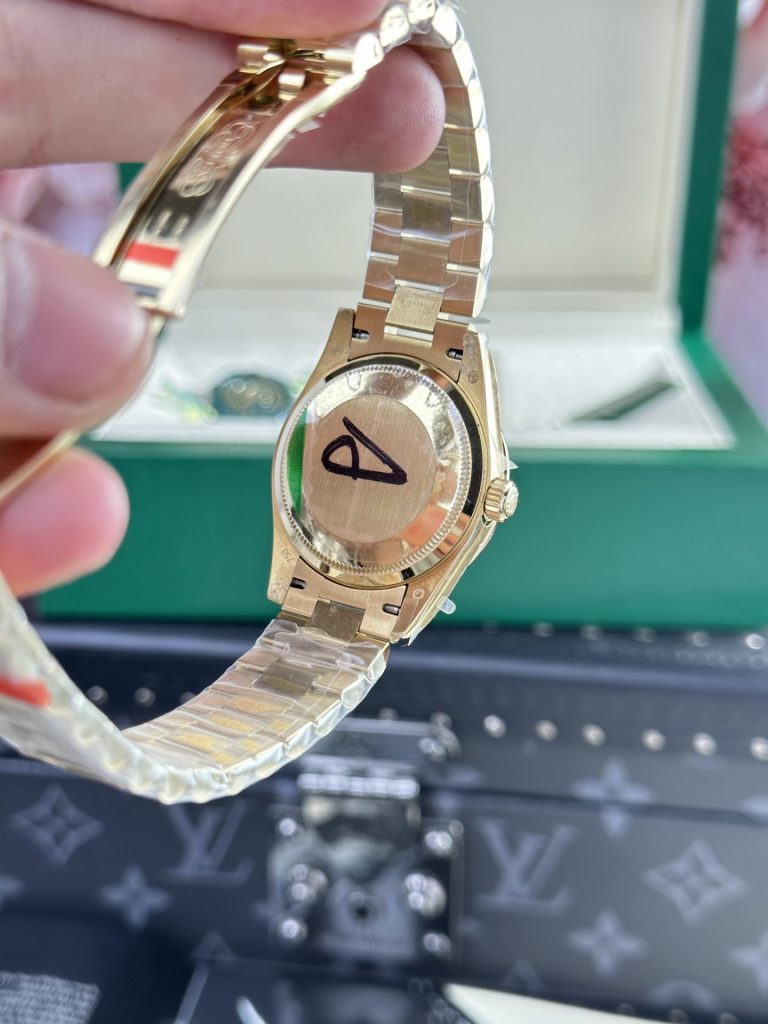 Đồng Hồ Rolex DateJust 278288 Replica 11 Nữ Mặt Số Champagne 31mm (1)