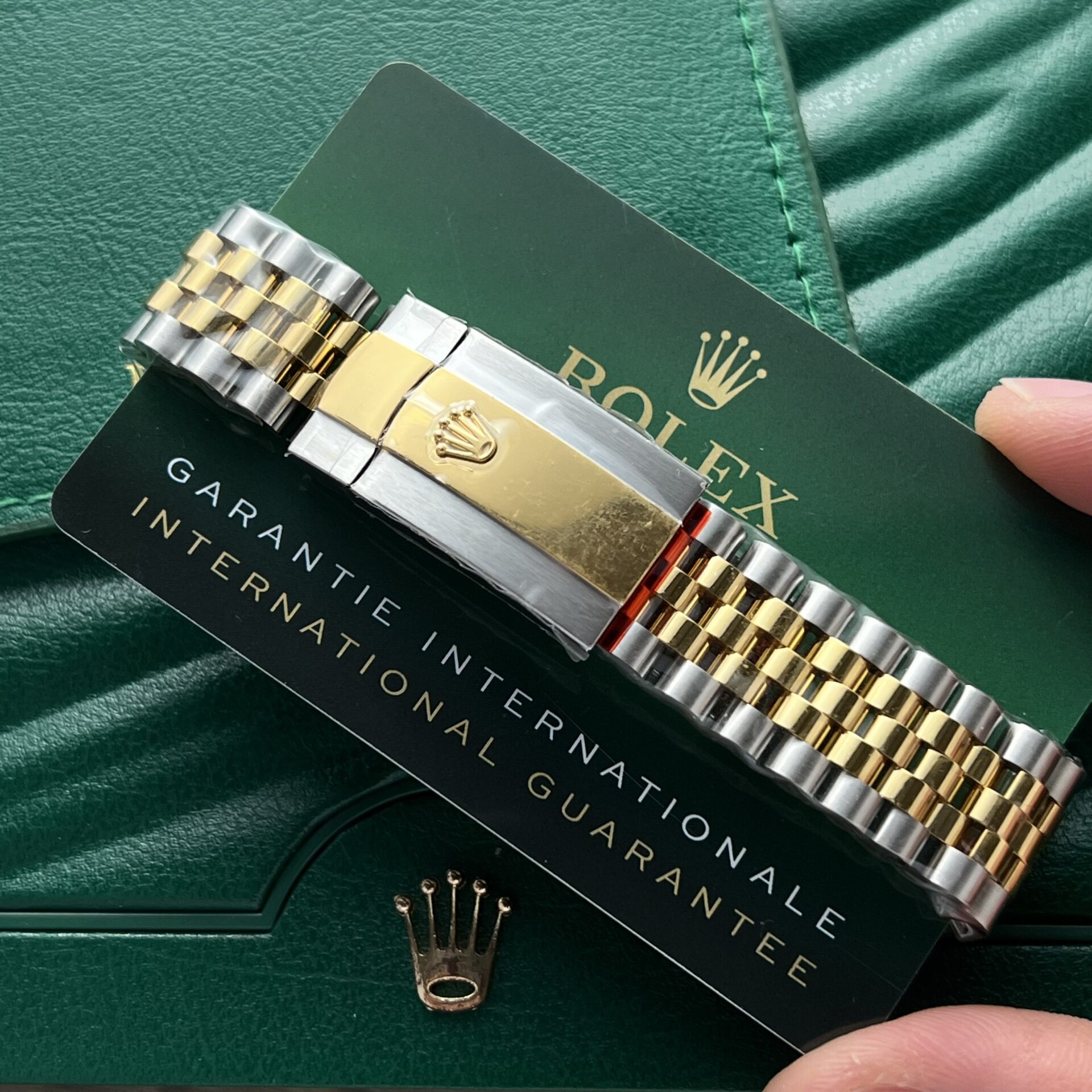 Rolex Date Just Watch Demi Gold Diamonds Bezel 36-41mm - Image 6