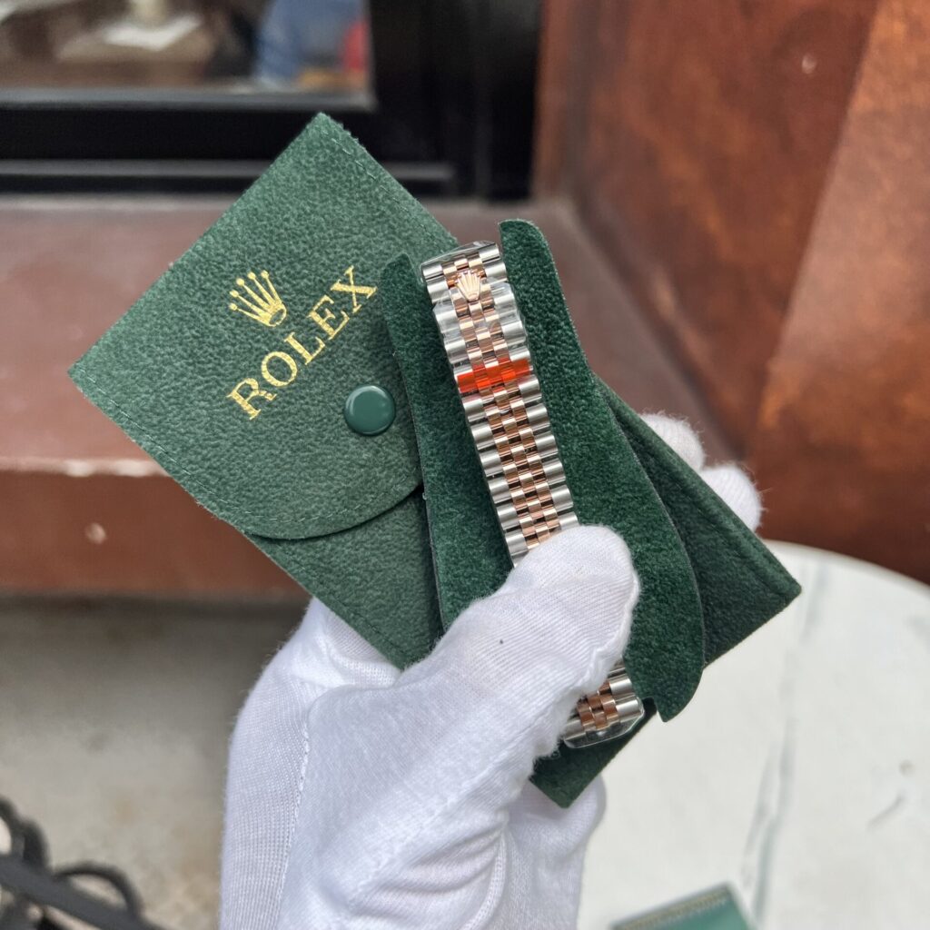 Đồng Hồ Rolex DateJust Nữ Mặt Chocolate Fake 11 Nhà Máy EW 31mm