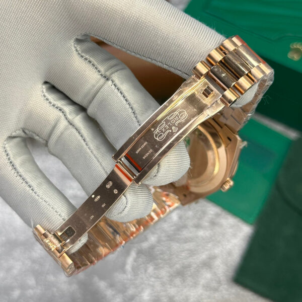 Rolex Day-Date 228235 Rose Gold Chocolate Dial Watch 40mm - Image 5