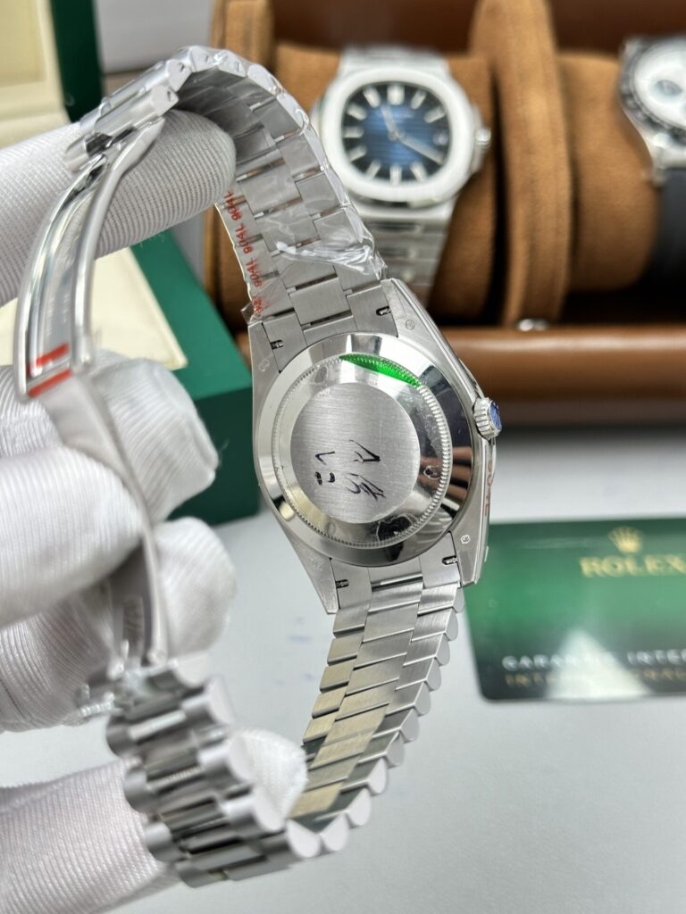 Đồng Hồ Rolex Day-Date 228236 Rep 11 Nặng ~167gr Mặt Đen GM Factory 40mm (1)