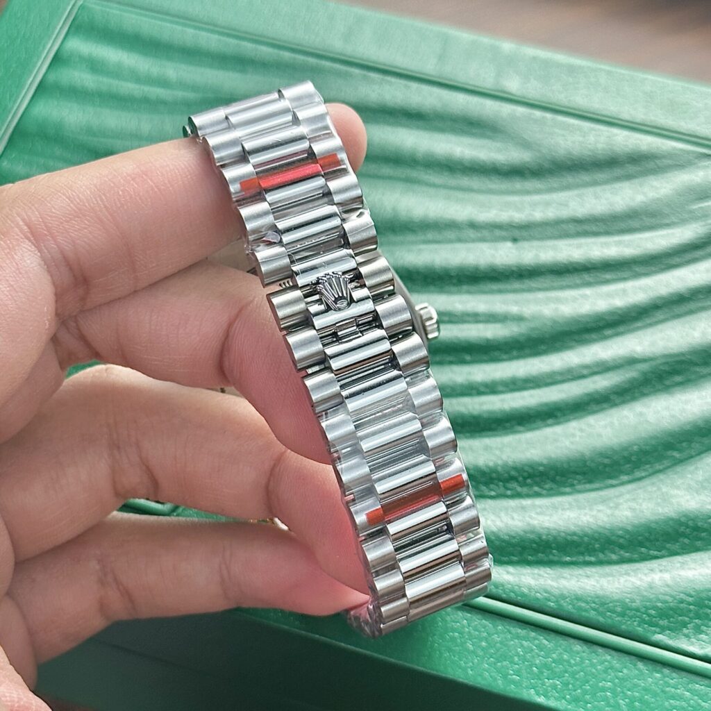 Đồng Hồ Rolex Day-Date 228236 Replica 11 Tinh Chỉnh 167gram GM V3 40mm (5)