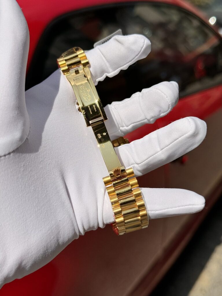 Đồng Hồ Rolex Day-Date Bọc Vàng Thật Đính Moissanite Bản Nặng 40mm (4)