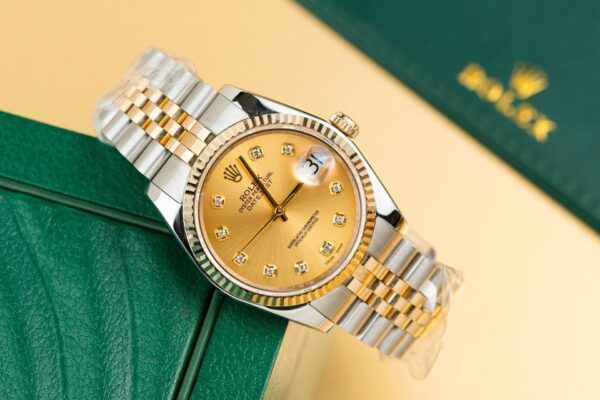 Rolex Watches Date Just 126233 Gold Wrapped Champagne Dial 36mm - Image 2