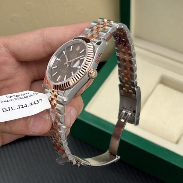 Rolex Watches Date Just Gold Wrapped Chocolate Dial 41mm - Image 4