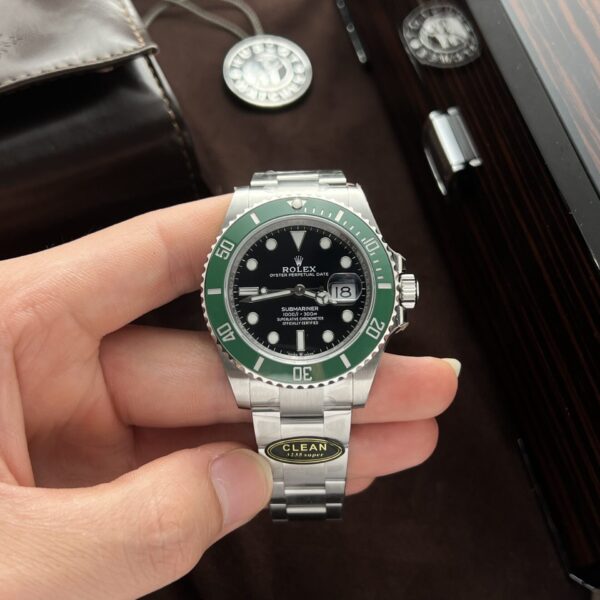 Rolex Watch Submariner 126610LV Stabucks 40mm
