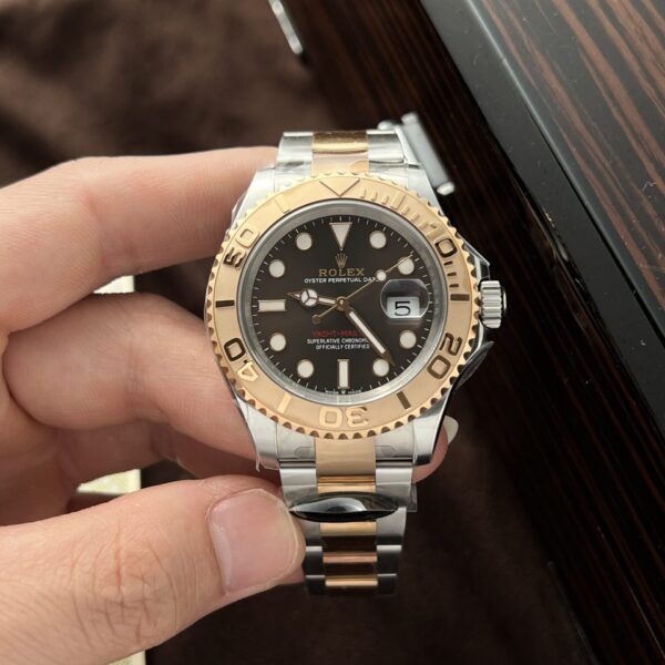 Rolex Yacht 126621 Watch Dial Chocolate 40mm