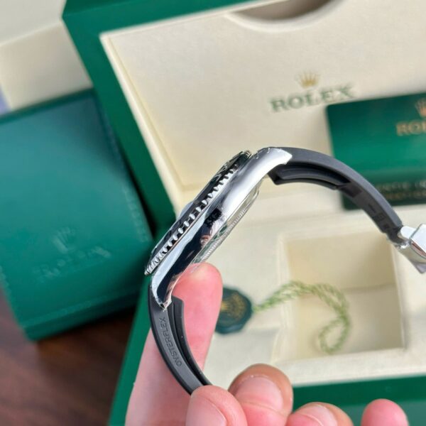 Rolex Yacht 226659 Watch 42mm - Image 9