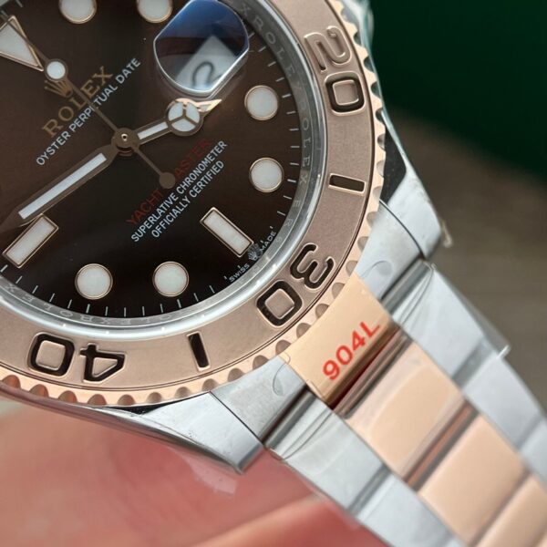 Rolex Watch Yacht Dial Chocolate 40mm - Image 3