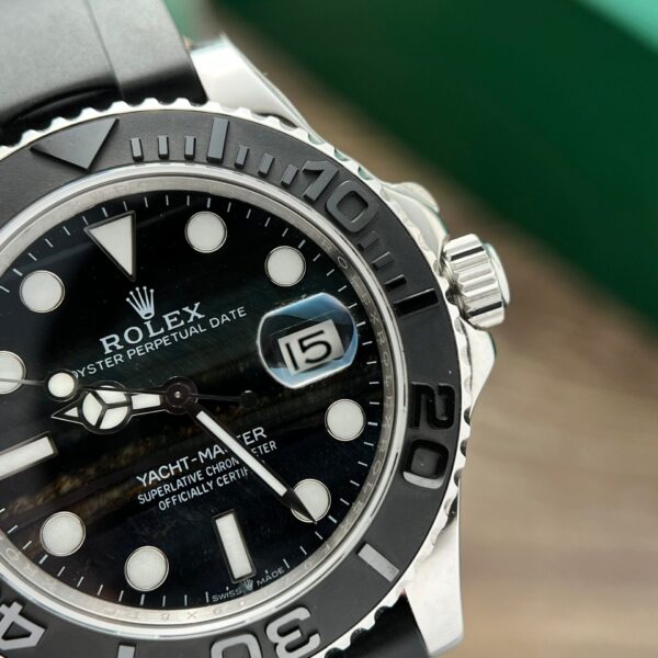 Rolex Watch Yacht Black Dial Rubber Strap 40mm - Image 4
