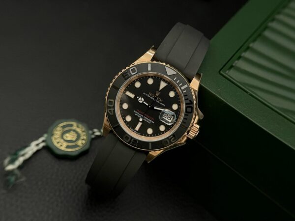Rolex Yacht Watch Black Dial 40mm - Image 4