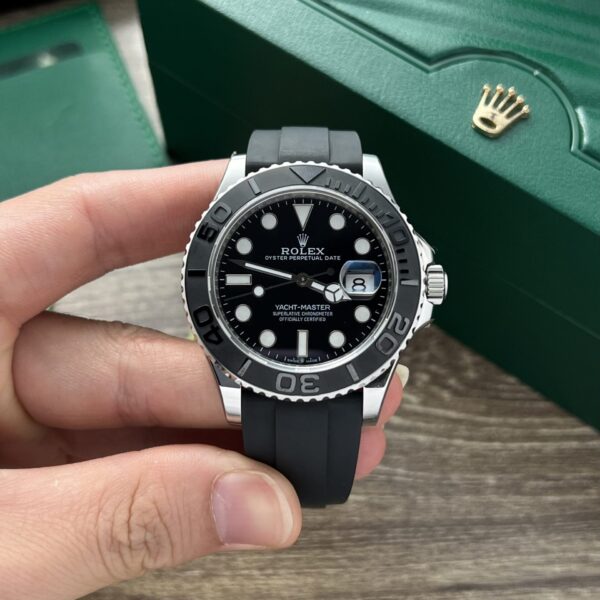 Rolex Yacht Black Dial Rubber Strap 40mm