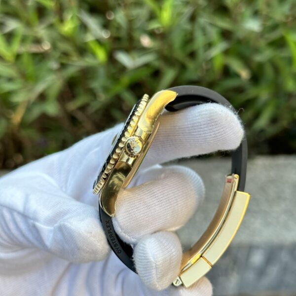 Rolex Yacht 226658 Yellow Gold Watch 42mm - Image 5