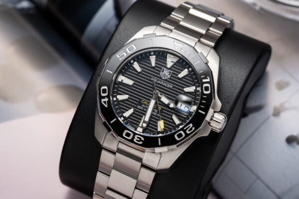 Tag Heuer Watch Aquarace Black Dial Motif Raye 43mm - Image 4