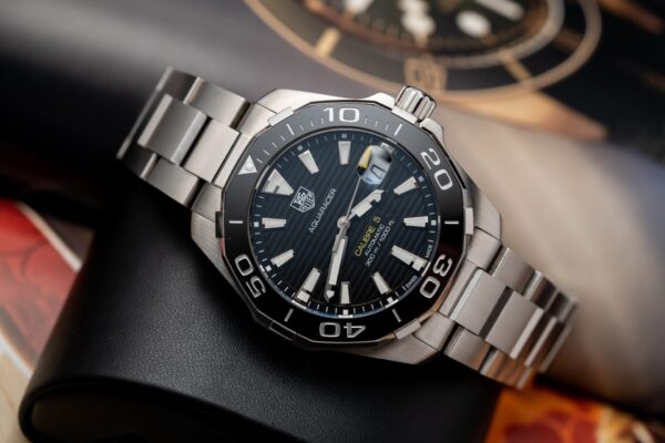 Tag Heuer Watch Aquarace Black Dial Motif Raye 43mm