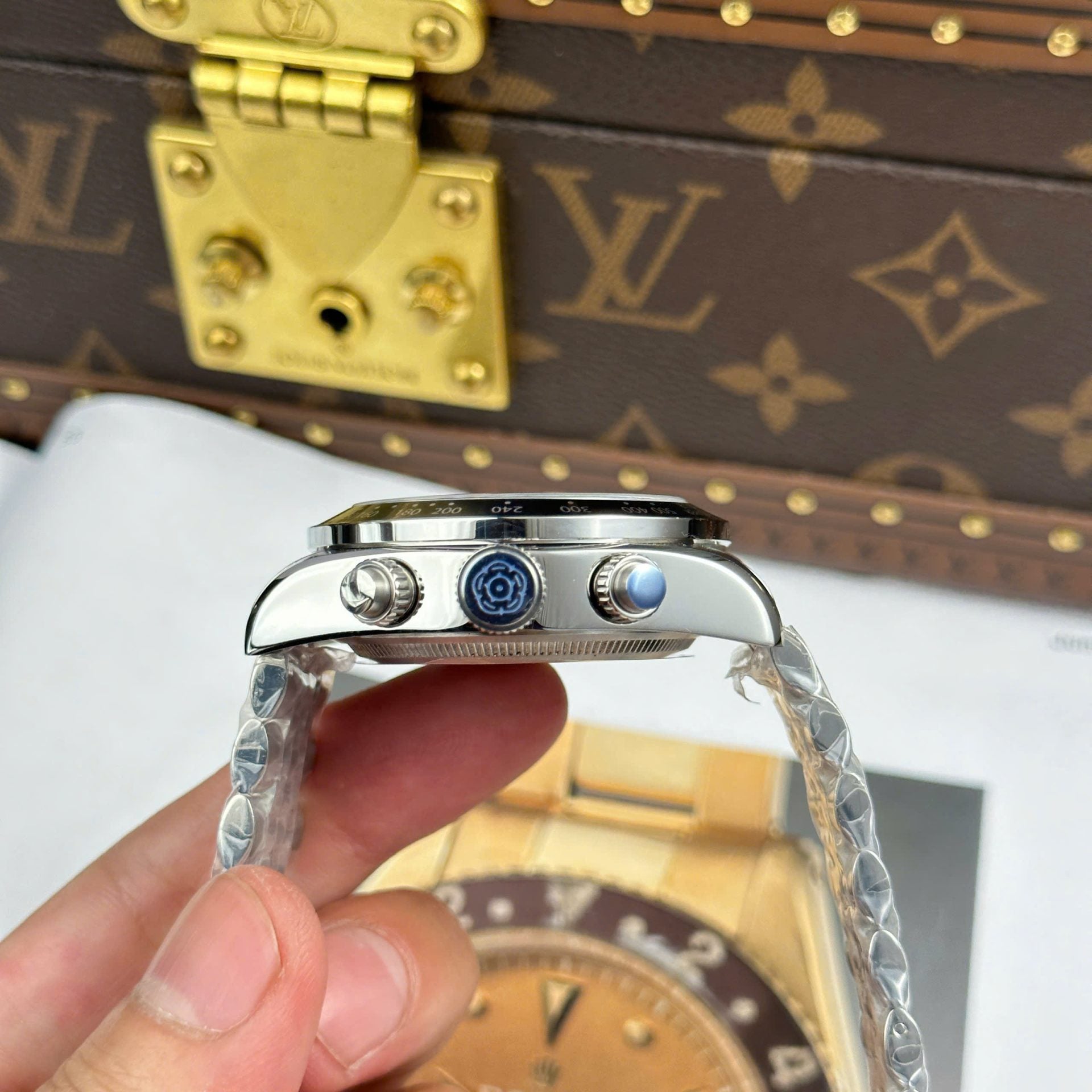 Tudor Black Bay Chronograph Watch Blue Dial 41mm - Image 6