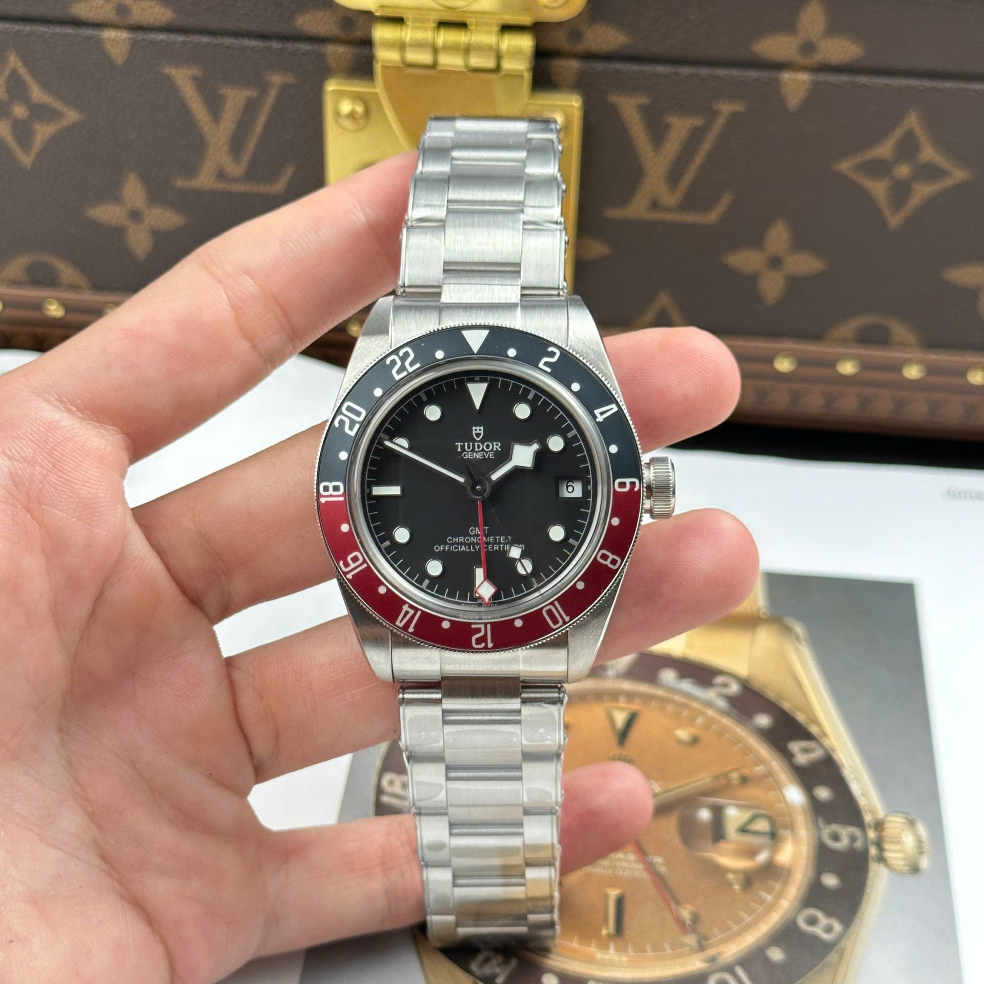 Tudor Black Bay GMT M79830RB Watch 41mm - Image 2