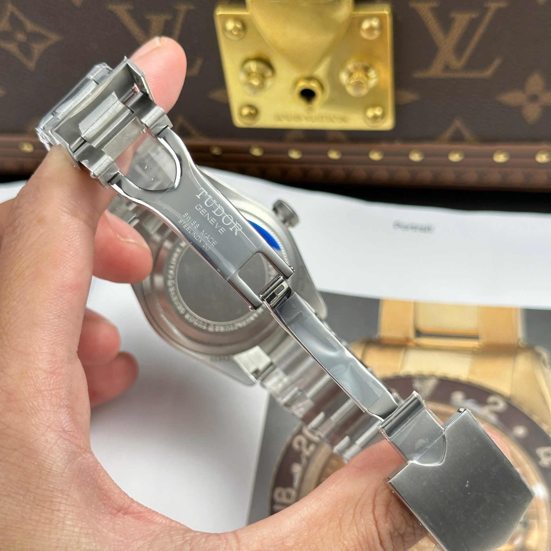 Tudor Black Bay GMT M79830RB Watch 41mm - Image 11