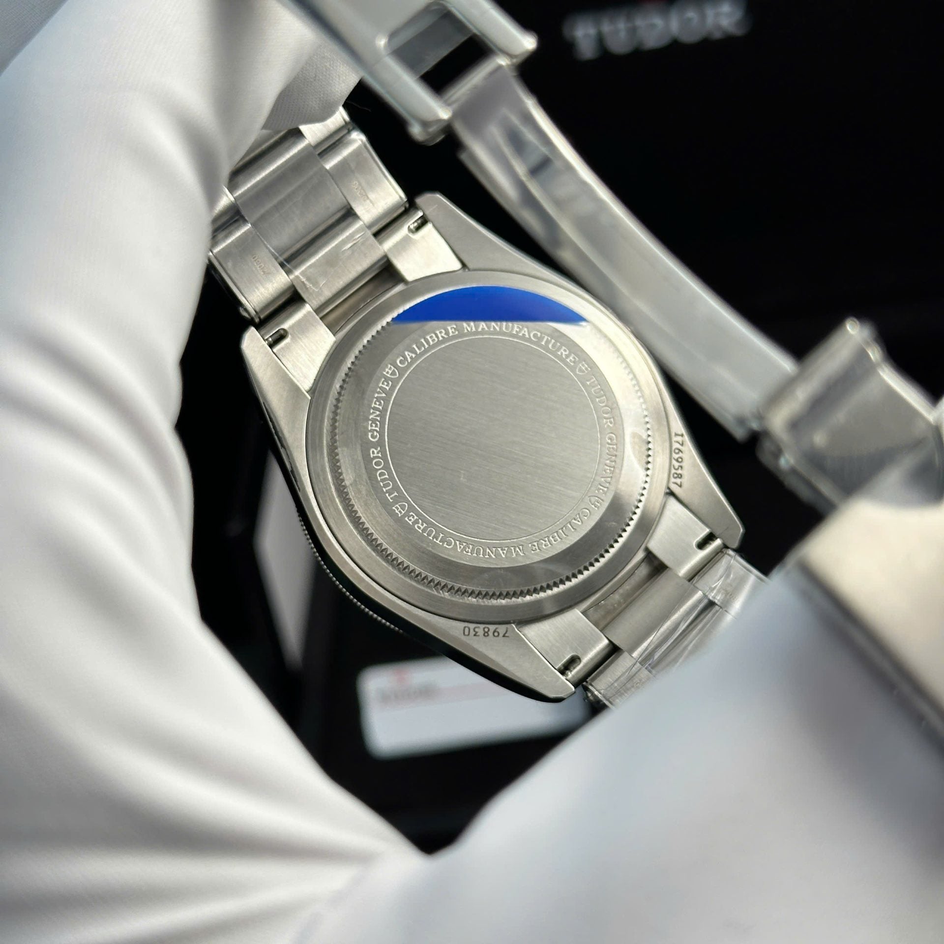 Tudor Black Bay GMT White Dial 11 Watch 41mm - Image 7