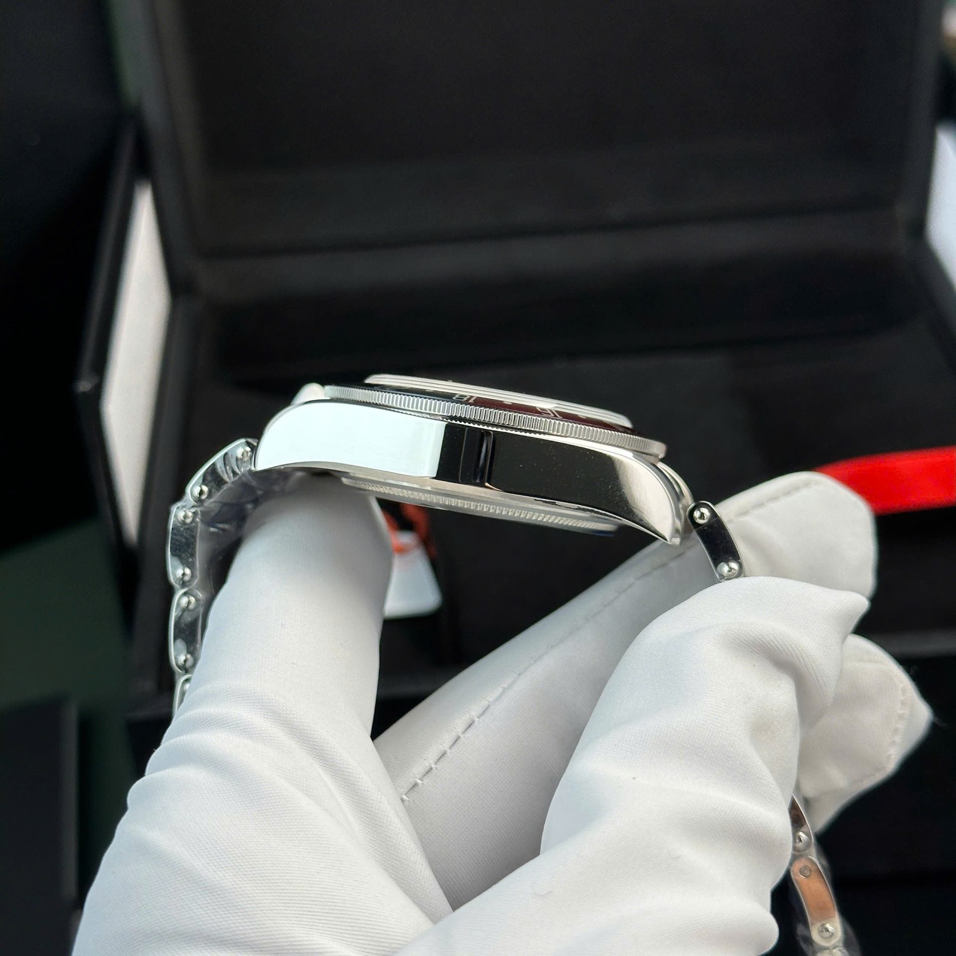 Tudor Black Bay GMT White Dial 11 Watch 41mm - Image 6