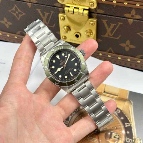 Tudor  Watch Black Bay Harrods M79230G Bezel Green  41mm - Image 2